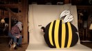 Isabela Rossellini scrie, regizeaza si joaca intr-o serie de filmulete despre cum se imperecheaza insectele