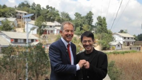 Jet Li si Tony Blair promoveaza energia solara Jet Li si Tony Blair promoveaza energia solara