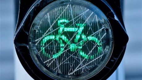 Biciclistii cer drepturi depline in trafic! Biciclistii cer drepturi depline in trafic!