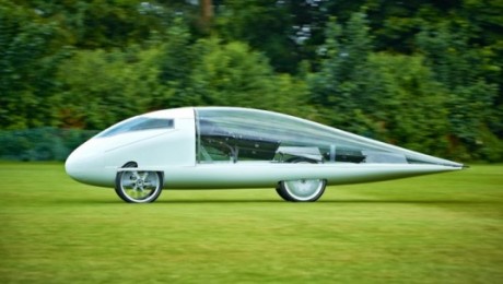 3.000 de kilometri prin pustiul autralian intr-un vehicul solar (Video) 3.000 de kilometri prin pustiul autralian intr-un vehicul solar (Video)