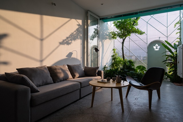 „Less house”, casa din Vietnam în care plantele și oamenii conviețuiesc