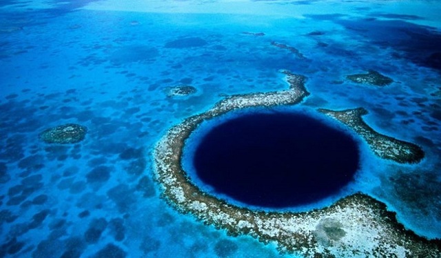 belize interzice exploatarea petroliera