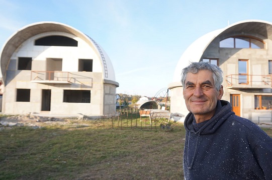 Radu Petre